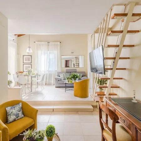 Smart With Terrace And Parking In